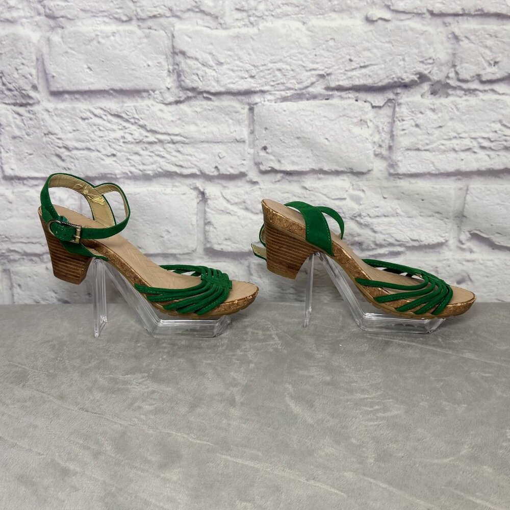 S. Oliver Emerald Green Suede Ankle Strap Sandals